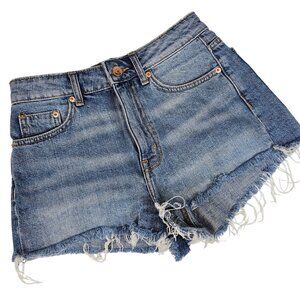 Womens‎ 6 Light Blue Wash Distressed Festival Summer Raw Hem Jean Denim Shorts